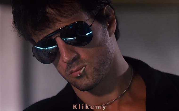 Filmy lat 80-tych z obsadą aktorów - twardzieli